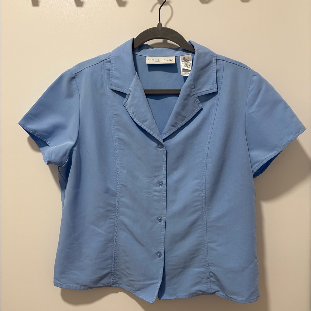 Vintage First Issue by Liz Claiborne Blue Short Sleeve Women's Blouse - Size L
